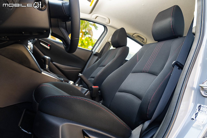 Mazda 2 15S Urban Sport 小改款試駕｜日式魂動美學，換臉再戰！