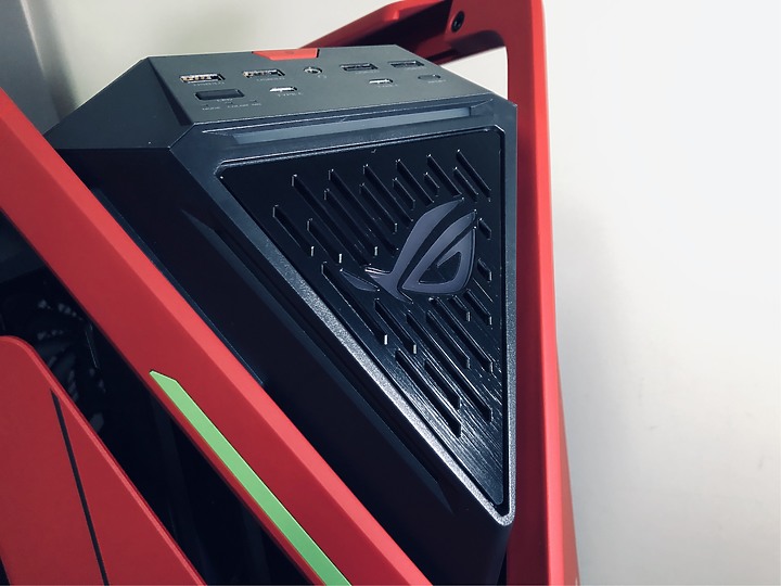 「明日香－限定聯名版 創世神機殼」ROG Hyperion EVA-02 Edition