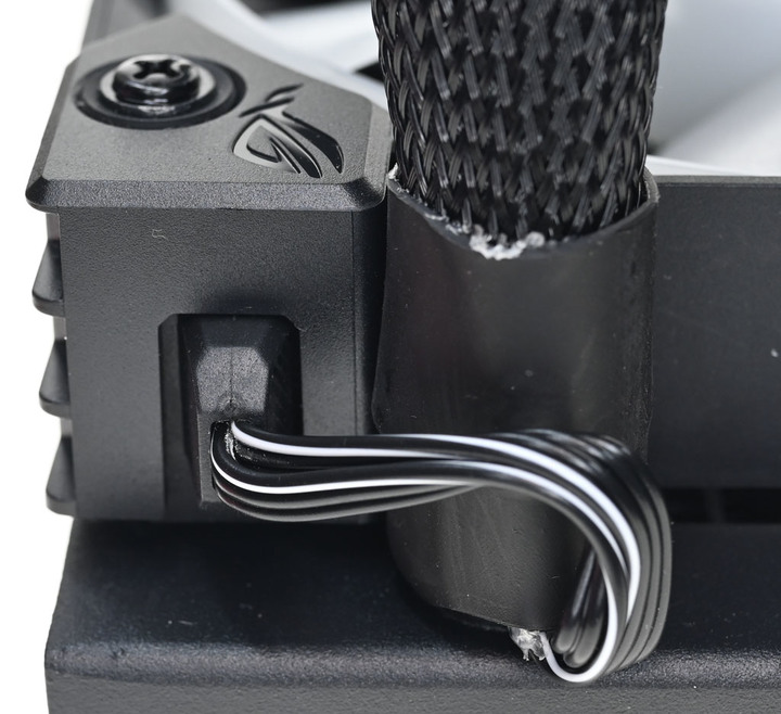 動爪玩ROG Matrix Platinum GeForce RTX 4090