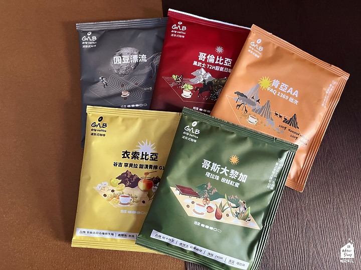 點我看大圖 嘉義東區||小斗笠GUALAYA-兔年精選GA.B X 包餡蛋捲禮盒