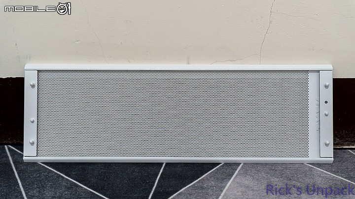 點我看大圖 【開箱】真正的"側進風"海景機殼 | NZXT H6 FLOW RGB WHITE