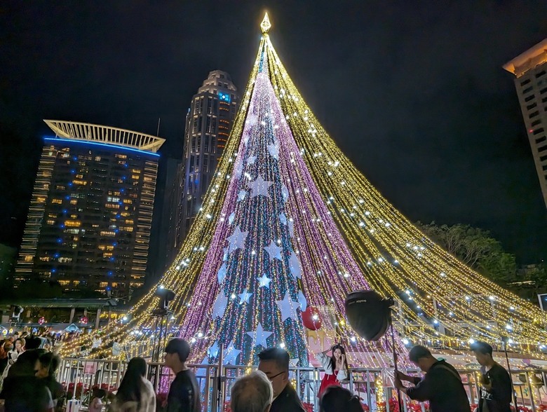 租Grandland配機場接送，觀光旅遊兼國民外交