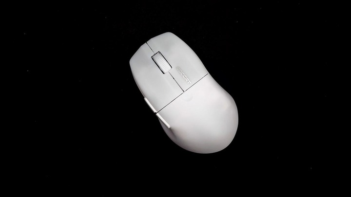 點我看大圖 極輕手感、持久體驗:ROCCAT PURE Air & PURE SEL 滑鼠開箱