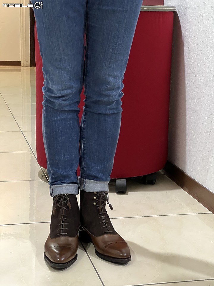 【開箱】高貴不貴 Carmina Balmoral Boots 之男生女生配