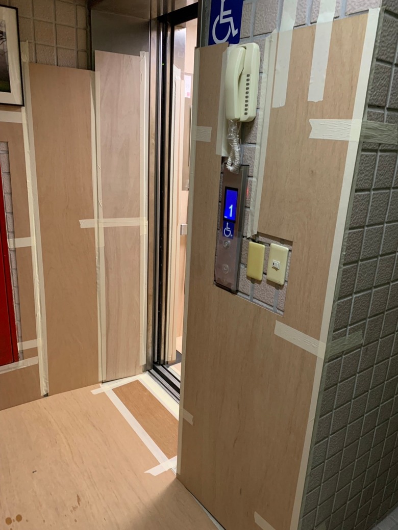 【開箱】客廳我們不要了！！！被書櫃包圍的現代溫馨宅