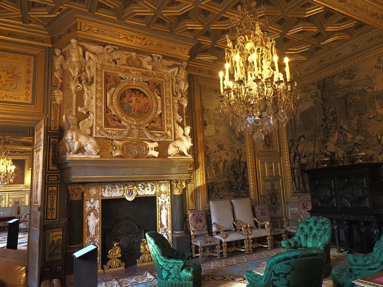 楓丹白露宮(Chateau de Fontainebleau),外掛凱旋門(Arc de Triomphe)、聖母院(Cathédrale Notre-Dame de Paris)、歌劇院(Palais Garnier)、莫里哀噴泉(Fontaine Molière)、聖米歇爾噴泉(Fontaine Saint-Michel) — 世界文化遺產 之 楓丹白靈宮及其園林(Palace and Park of Fontainebleau) — 2023年冬季歐洲行旅 第八部