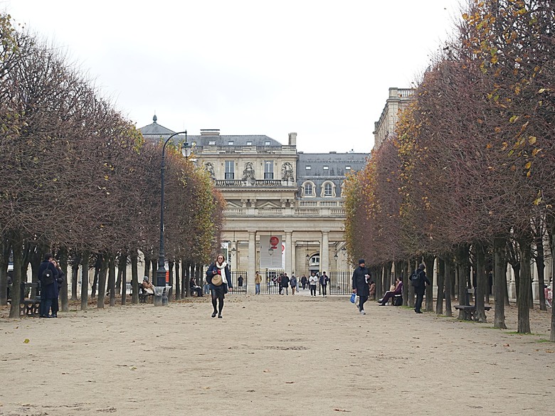 凡爾賽宮(Château de Versailles) — 世界文化遺產 之 凡爾賽宮及其園林(Palace and Park of Versailles) — 外掛巴黎市政廳(Hôtel de Ville)、古監獄(Conciergerie) 、皇家宮殿(Domaine National du Palais-Royal) — 2023年冬季歐洲行旅 第七部