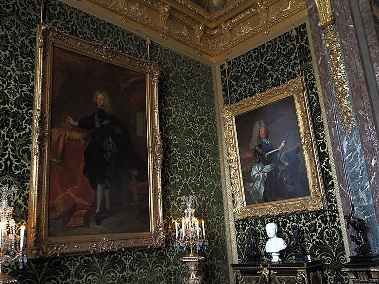 凡爾賽宮(Château de Versailles) — 世界文化遺產 之 凡爾賽宮及其園林(Palace and Park of Versailles) — 外掛巴黎市政廳(Hôtel de Ville)、古監獄(Conciergerie) 、皇家宮殿(Domaine National du Palais-Royal) — 2023年冬季歐洲行旅 第七部
