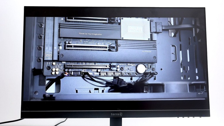 terra 2427W V2，二代升級 USB-C 與 100Hz，平價 24 吋入門型螢幕