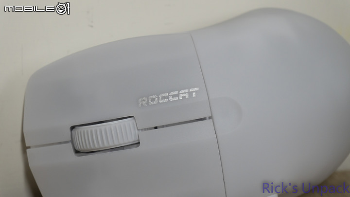 點我看大圖 【開箱】德國冰豹超輕量、無線三模右手人體工學競技鼠 | ROCCAT PURE AIR