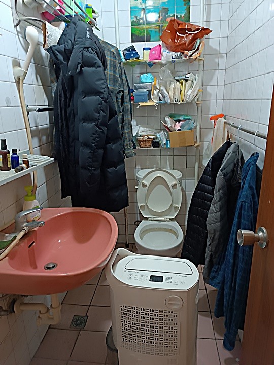LG PuriCare™ 雙變頻除濕機 feat. CordZero™ R5T 濕拖清潔機器人 (自動除塵) 使用心得分享 — 在溼冷的天氣中享受乾爽又自動變乾淨的環境