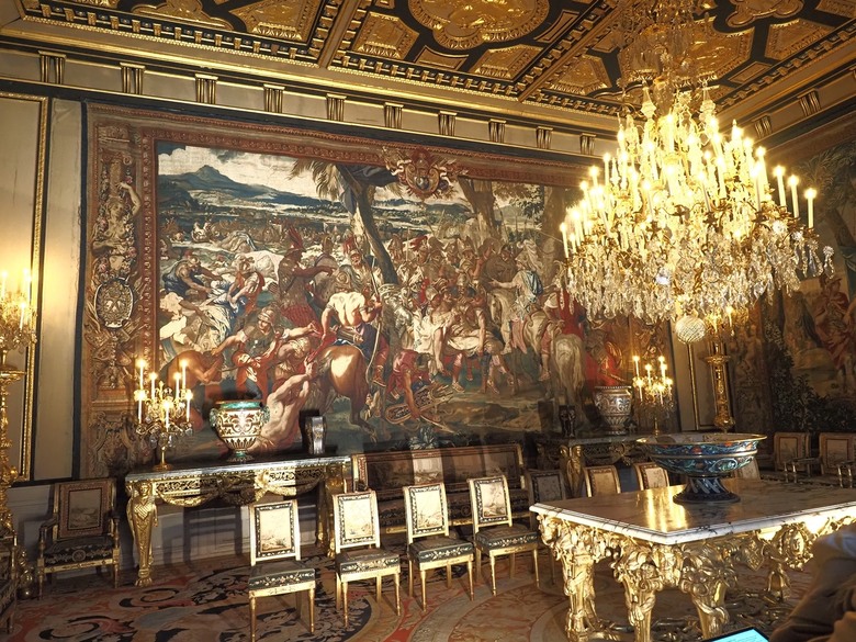 楓丹白露宮(Chateau de Fontainebleau),外掛凱旋門(Arc de Triomphe)、聖母院(Cathédrale Notre-Dame de Paris)、歌劇院(Palais Garnier)、莫里哀噴泉(Fontaine Molière)、聖米歇爾噴泉(Fontaine Saint-Michel) — 世界文化遺產 之 楓丹白靈宮及其園林(Palace and Park of Fontainebleau) — 2023年冬季歐洲行旅 第八部