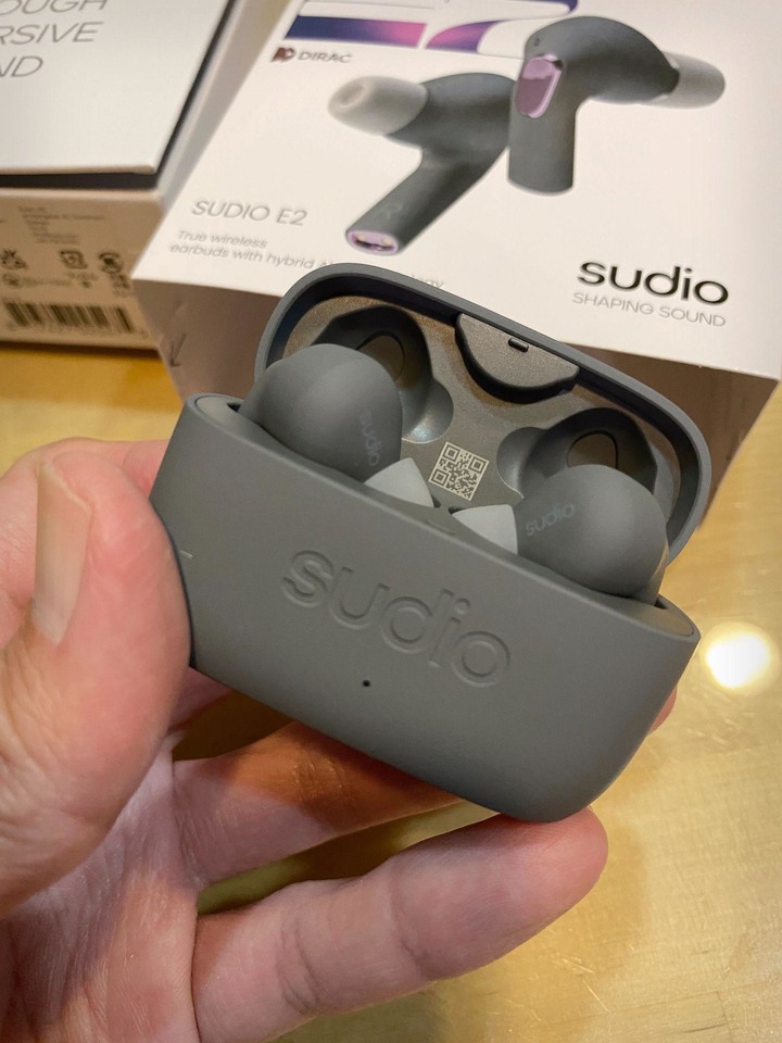 【雙11黑五優惠】沉浸屬於我的生活節奏 - SUDIO E2 真無線藍牙耳機/開箱分享