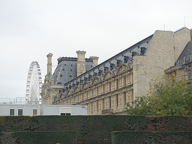 塞納河遊船 (Bateaux-Mouches) 與 羅浮宮(Musée du Louvre),外掛地窖內享用法式烤田螺與鴨胸 — 世界文化遺產 之 巴黎,塞纳河畔(Paris, Banks of the Seine) — 2023年冬季歐洲行旅 第六部