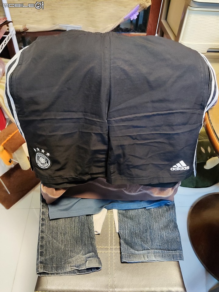 【 開箱分享 】LG WR-100VW 免曬衣智慧乾衣機，實現烘衣自由的白色小精靈！