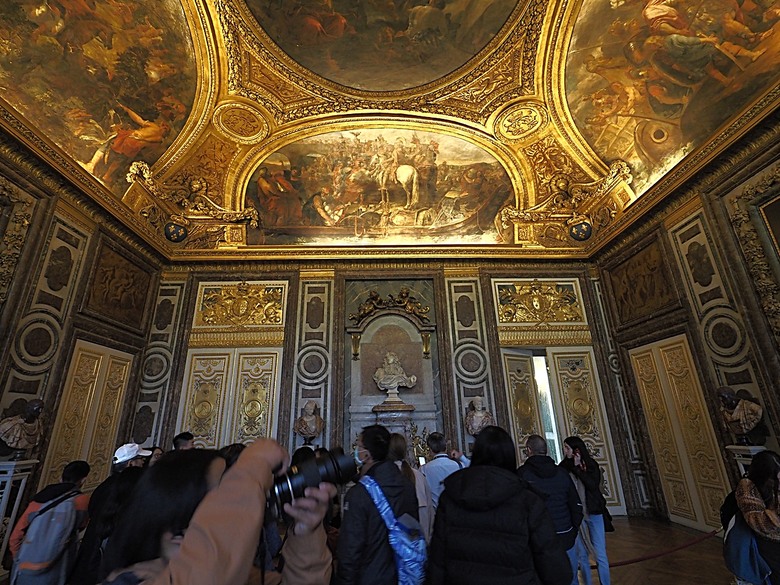 凡爾賽宮(Château de Versailles) — 世界文化遺產 之 凡爾賽宮及其園林(Palace and Park of Versailles) — 外掛巴黎市政廳(Hôtel de Ville)、古監獄(Conciergerie) 、皇家宮殿(Domaine National du Palais-Royal) — 2023年冬季歐洲行旅 第七部