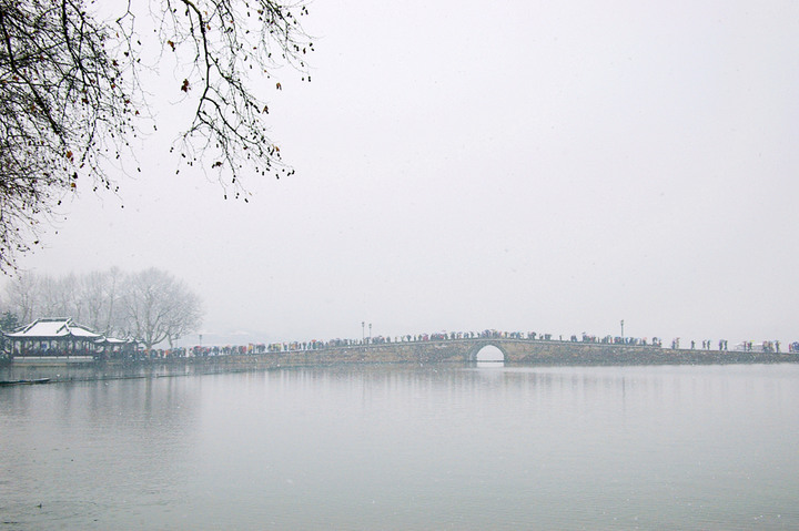 西湖斷橋殘雪