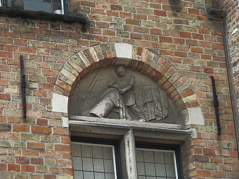 布魯日大廣場(Grote Markt)、大鐘樓(Belfort) 、市政廳(Stadhuis Brugge) 、玫瑰碼頭(Rosary Quay) 、聖母教堂(Onze-Lieve-Vrouwekerk)、貝居安禮修道院(Begijnhofkapel)，還有白酒淡菜 — 世界文化遺產 之 布魯日歷史中心(Historic Centre of Brugge) — 2023年冬季歐洲行旅 第五部