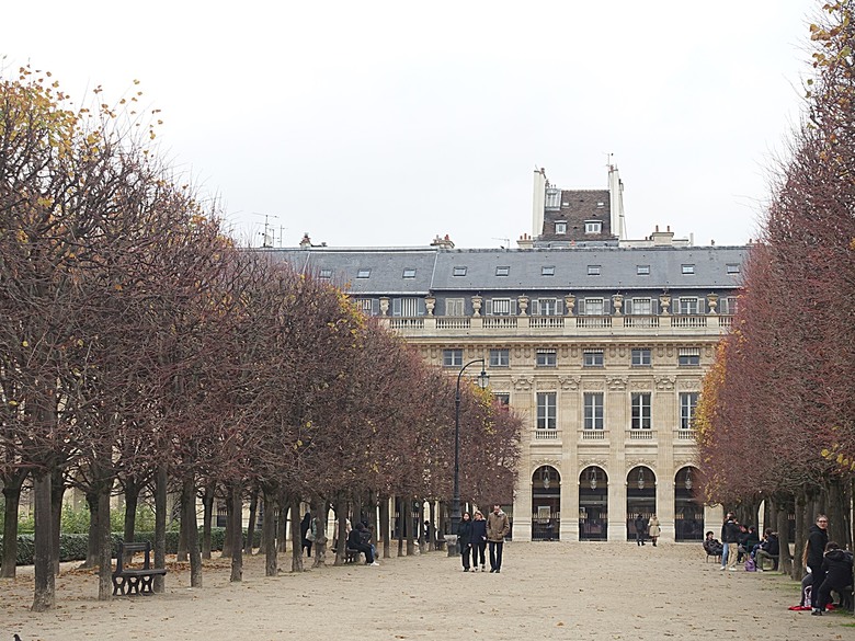 凡爾賽宮(Château de Versailles) — 世界文化遺產 之 凡爾賽宮及其園林(Palace and Park of Versailles) — 外掛巴黎市政廳(Hôtel de Ville)、古監獄(Conciergerie) 、皇家宮殿(Domaine National du Palais-Royal) — 2023年冬季歐洲行旅 第七部