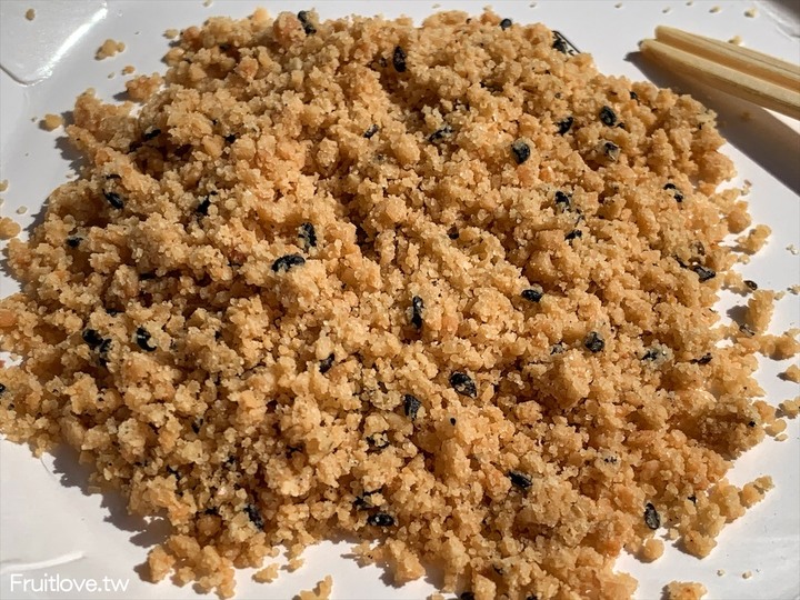 點我看大圖 手工麻糬Q嫩,吃法多元化,獨特精緻禮盒設計,拜拜或是送禮都很合適