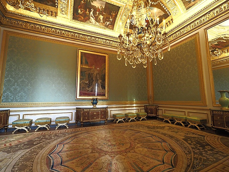 凡爾賽宮(Château de Versailles) — 世界文化遺產 之 凡爾賽宮及其園林(Palace and Park of Versailles) — 外掛巴黎市政廳(Hôtel de Ville)、古監獄(Conciergerie) 、皇家宮殿(Domaine National du Palais-Royal) — 2023年冬季歐洲行旅 第七部