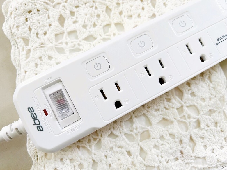 超好用生活小幫手開箱 x abee EC-54631 1.8M 電源延長線+USB+Type-C 5開4座