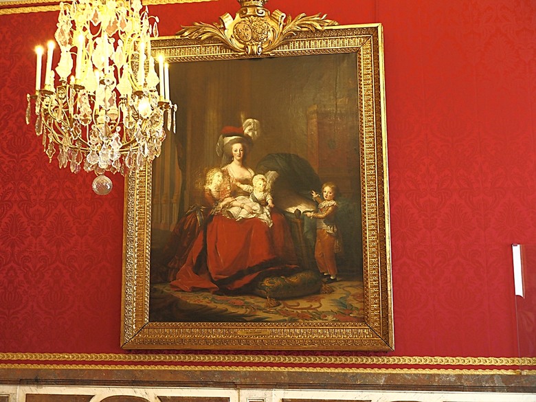 凡爾賽宮(Château de Versailles) — 世界文化遺產 之 凡爾賽宮及其園林(Palace and Park of Versailles) — 外掛巴黎市政廳(Hôtel de Ville)、古監獄(Conciergerie) 、皇家宮殿(Domaine National du Palais-Royal) — 2023年冬季歐洲行旅 第七部
