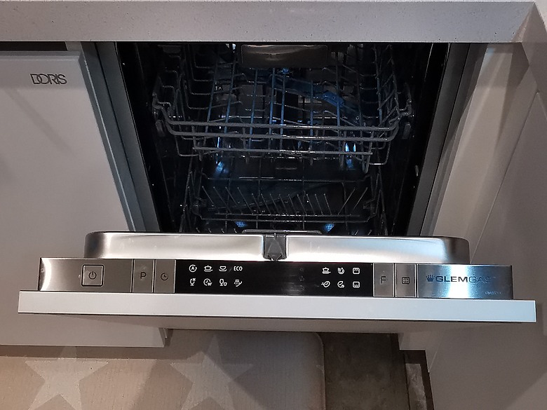 【分享】GLEMGAS 全崁式洗碗機 45cm (GWQ7714R)