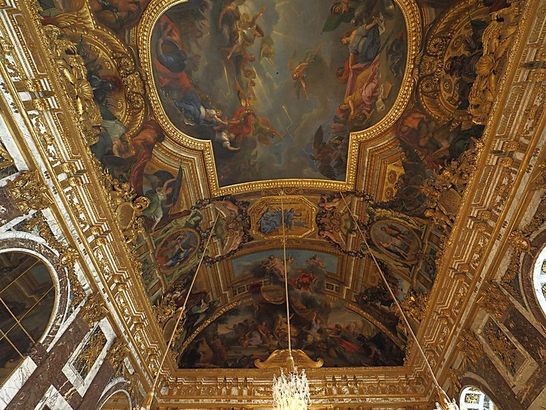 凡爾賽宮(Château de Versailles) — 世界文化遺產 之 凡爾賽宮及其園林(Palace and Park of Versailles) — 外掛巴黎市政廳(Hôtel de Ville)、古監獄(Conciergerie) 、皇家宮殿(Domaine National du Palais-Royal) — 2023年冬季歐洲行旅 第七部