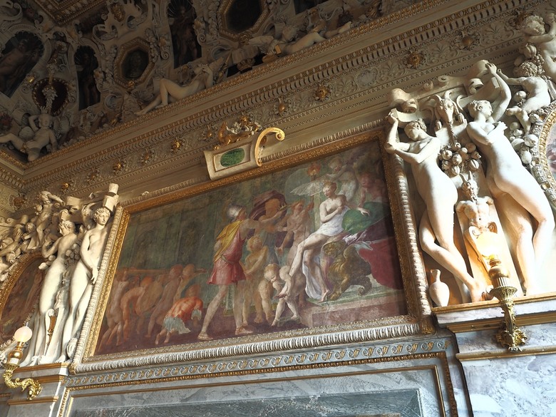 楓丹白露宮(Chateau de Fontainebleau)，外掛凱旋門(Arc de Triomphe)、聖母院(Cathédrale Notre-Dame de Paris)、歌劇院(Palais Garnier)、莫里哀噴泉(Fontaine Molière)、聖米歇爾噴泉(Fontaine Saint-Michel) — 世界文化遺產 之 楓丹白靈宮及其園林(Palace and Park of Fontainebleau) — 2023年冬季歐洲行旅 第八部