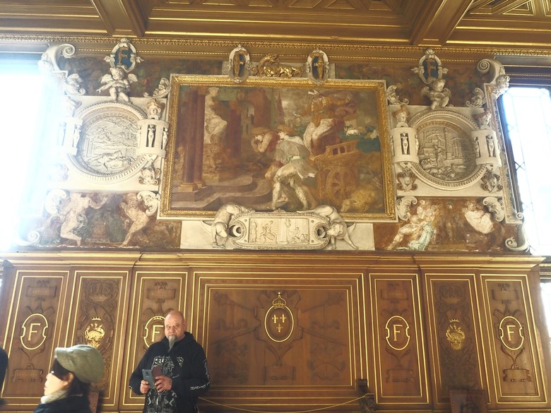 楓丹白露宮(Chateau de Fontainebleau)，外掛凱旋門(Arc de Triomphe)、聖母院(Cathédrale Notre-Dame de Paris)、歌劇院(Palais Garnier)、莫里哀噴泉(Fontaine Molière)、聖米歇爾噴泉(Fontaine Saint-Michel) — 世界文化遺產 之 楓丹白靈宮及其園林(Palace and Park of Fontainebleau) — 2023年冬季歐洲行旅 第八部