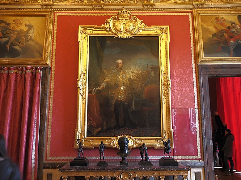 凡爾賽宮(Château de Versailles) — 世界文化遺產 之 凡爾賽宮及其園林(Palace and Park of Versailles) — 外掛巴黎市政廳(Hôtel de Ville)、古監獄(Conciergerie) 、皇家宮殿(Domaine National du Palais-Royal) — 2023年冬季歐洲行旅 第七部