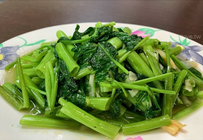 點我看大圖 想不到炒飯、炒麵店也有許多好吃的餐廳菜