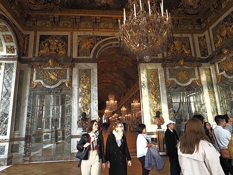 凡爾賽宮(Château de Versailles) — 世界文化遺產 之 凡爾賽宮及其園林(Palace and Park of Versailles) — 外掛巴黎市政廳(Hôtel de Ville)、古監獄(Conciergerie) 、皇家宮殿(Domaine National du Palais-Royal) — 2023年冬季歐洲行旅 第七部
