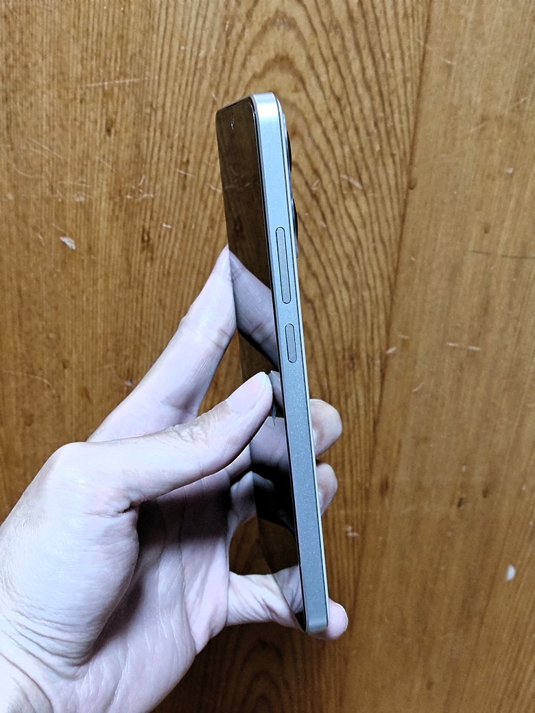 【不專業開箱】紅米 Redmi K70E 晴雪色｜聯發科 MTK 天璣8300-Ultra 狂暴首發！