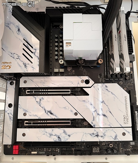 太極大理石 Z790 Taichi Carrara 20周年紀念版 w/ 14900K 開箱