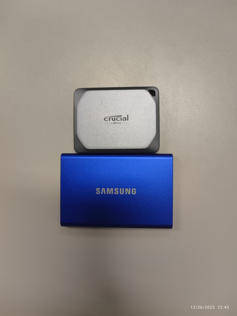 大廠的行動硬碟之爭: Curcial X9 Pro v.s. Samsung T7