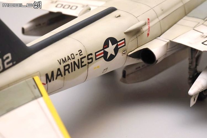 [模型製作記] EA-6B徘徊者(Prowler)電戰機 1/72