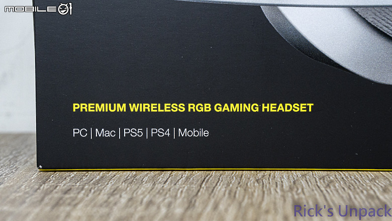 點我看大圖 【開箱】無線三模、增加續航 | CORSAIR HS80 MAX WIRELESS WHITE