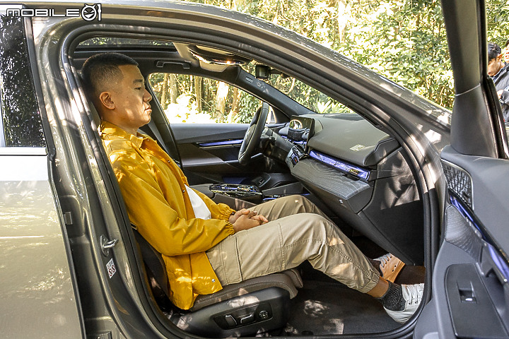 BMW i5 eDrive40 M Sport 試駕｜電能加持科技進化，但仍是你記憶中的五系列！
