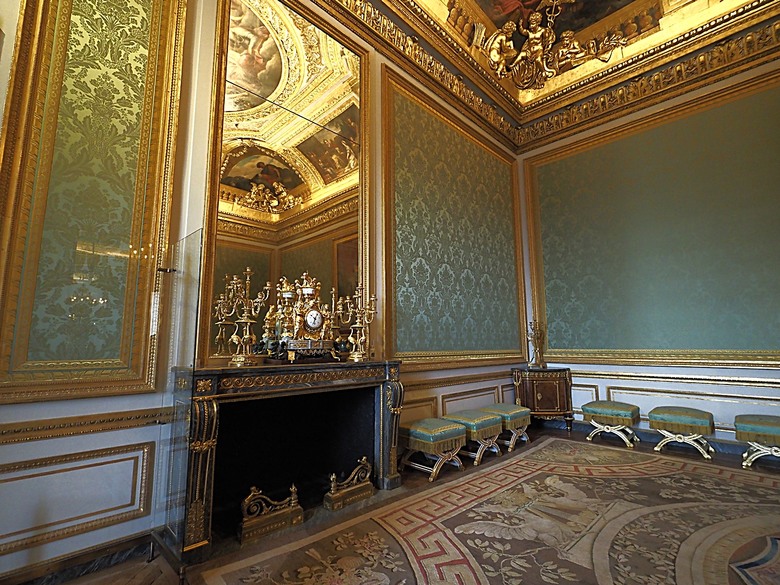 凡爾賽宮(Château de Versailles) — 世界文化遺產 之 凡爾賽宮及其園林(Palace and Park of Versailles) — 外掛巴黎市政廳(Hôtel de Ville)、古監獄(Conciergerie) 、皇家宮殿(Domaine National du Palais-Royal) — 2023年冬季歐洲行旅 第七部