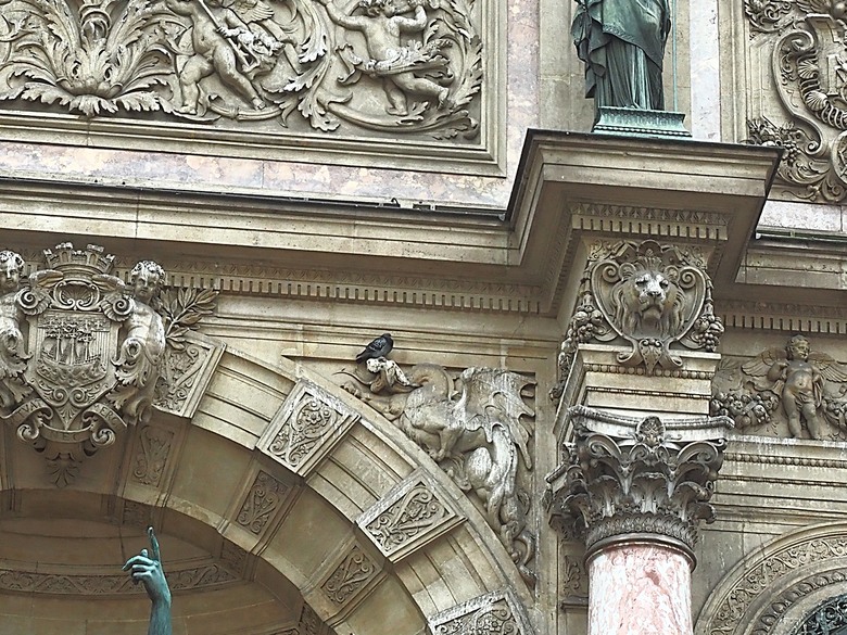楓丹白露宮(Chateau de Fontainebleau)，外掛凱旋門(Arc de Triomphe)、聖母院(Cathédrale Notre-Dame de Paris)、歌劇院(Palais Garnier)、莫里哀噴泉(Fontaine Molière)、聖米歇爾噴泉(Fontaine Saint-Michel) — 世界文化遺產 之 楓丹白靈宮及其園林(Palace and Park of Fontainebleau) — 2023年冬季歐洲行旅 第八部