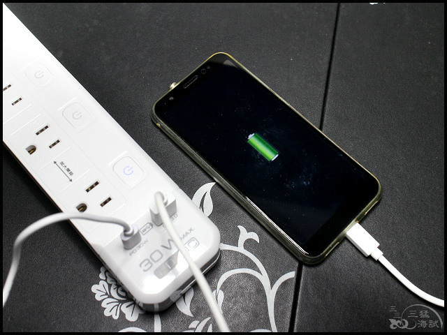 【快譯通abee EC-54631 1.8M電源延長線】5開4座、USB、TypeC快充,專利開關設計,BSMI最新安規,過載自動斷電!