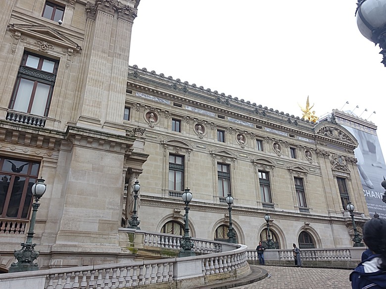 楓丹白露宮(Chateau de Fontainebleau),外掛凱旋門(Arc de Triomphe)、聖母院(Cathédrale Notre-Dame de Paris)、歌劇院(Palais Garnier)、莫里哀噴泉(Fontaine Molière)、聖米歇爾噴泉(Fontaine Saint-Michel) — 世界文化遺產 之 楓丹白靈宮及其園林(Palace and Park of Fontainebleau) — 2023年冬季歐洲行旅 第八部