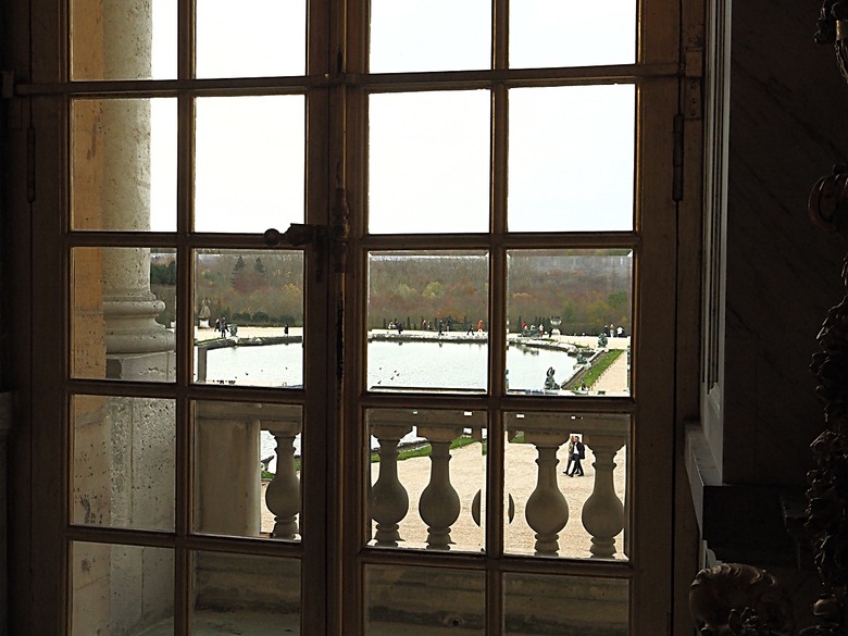 凡爾賽宮(Château de Versailles) — 世界文化遺產 之 凡爾賽宮及其園林(Palace and Park of Versailles) — 外掛巴黎市政廳(Hôtel de Ville)、古監獄(Conciergerie) 、皇家宮殿(Domaine National du Palais-Royal) — 2023年冬季歐洲行旅 第七部