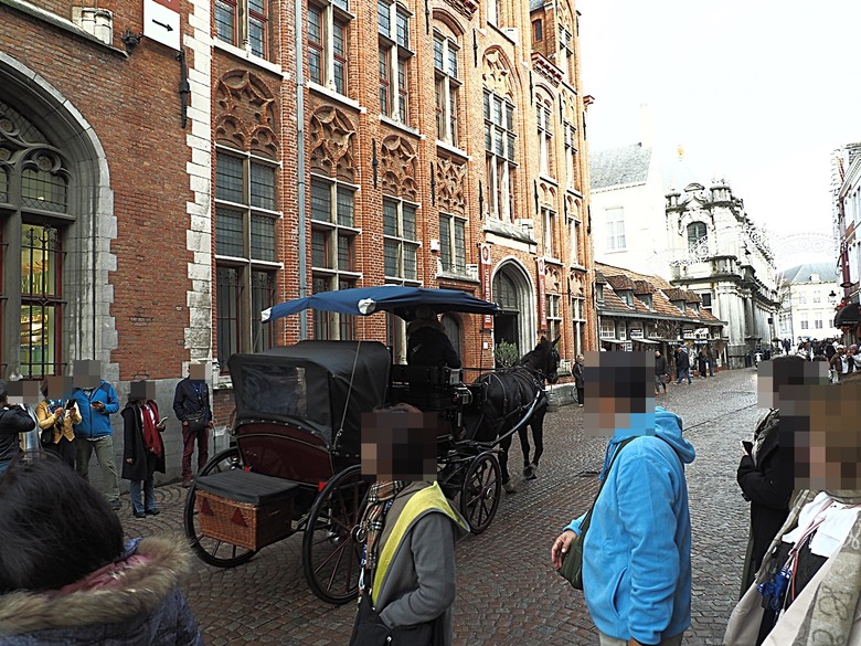 布魯日大廣場(Grote Markt)、大鐘樓(Belfort) 、市政廳(Stadhuis Brugge) 、玫瑰碼頭(Rosary Quay) 、聖母教堂(Onze-Lieve-Vrouwekerk)、貝居安禮修道院(Begijnhofkapel),還有白酒淡菜 — 世界文化遺產 之 布魯日歷史中心(Historic Centre of Brugge) — 2023年冬季歐洲行旅 第五部