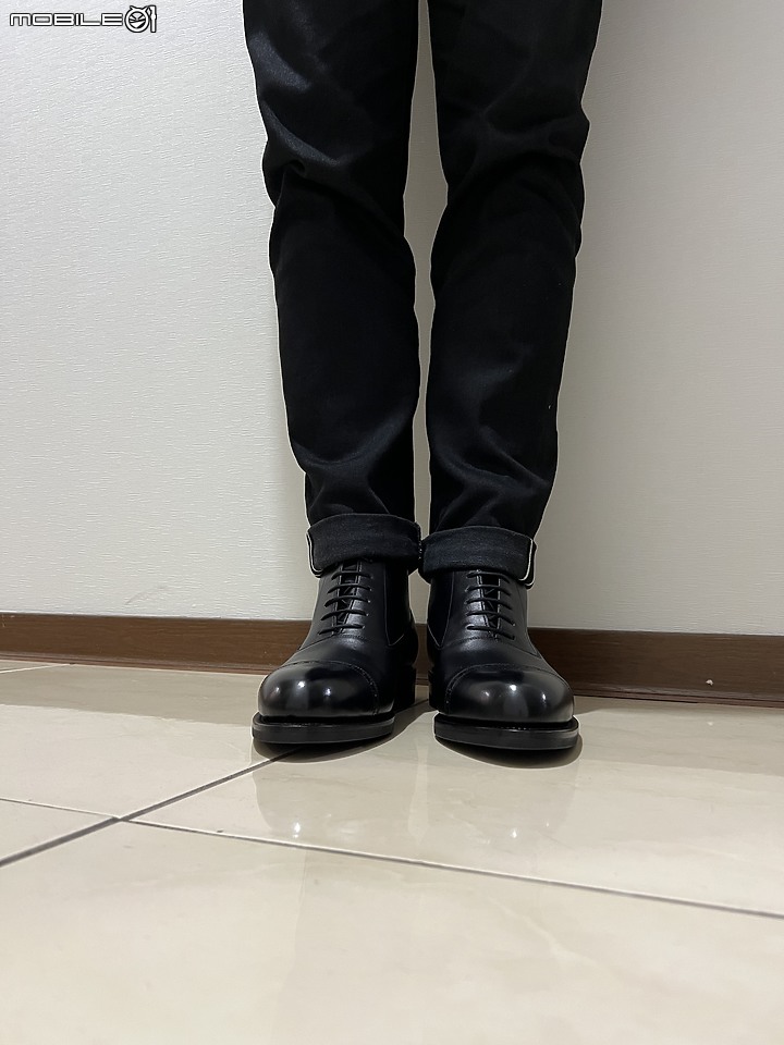 【開箱】高貴不貴 Carmina Balmoral Boots 之男生女生配