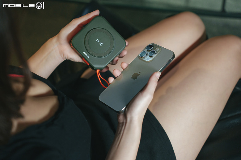 PHILIPS FunCube十合一行動電源體驗|多功能搭小巧思!