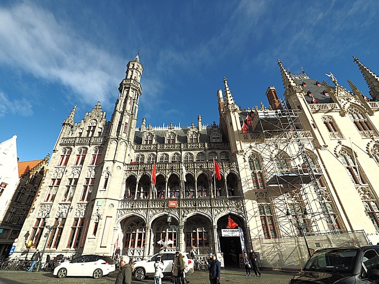 布魯日大廣場(Grote Markt)、大鐘樓(Belfort) 、市政廳(Stadhuis Brugge) 、玫瑰碼頭(Rosary Quay) 、聖母教堂(Onze-Lieve-Vrouwekerk)、貝居安禮修道院(Begijnhofkapel),還有白酒淡菜 — 世界文化遺產 之 布魯日歷史中心(Historic Centre of Brugge) — 2023年冬季歐洲行旅 第五部