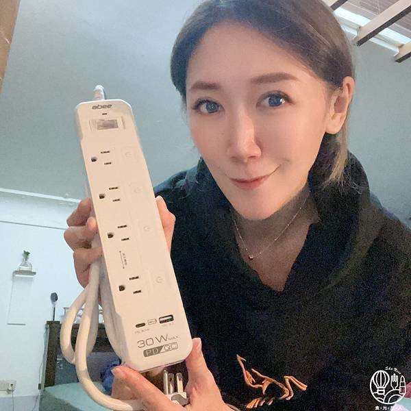 【快譯通1.8M電源延長線】不僅插電還能同時支援USB｜Type C快充等多項裝置